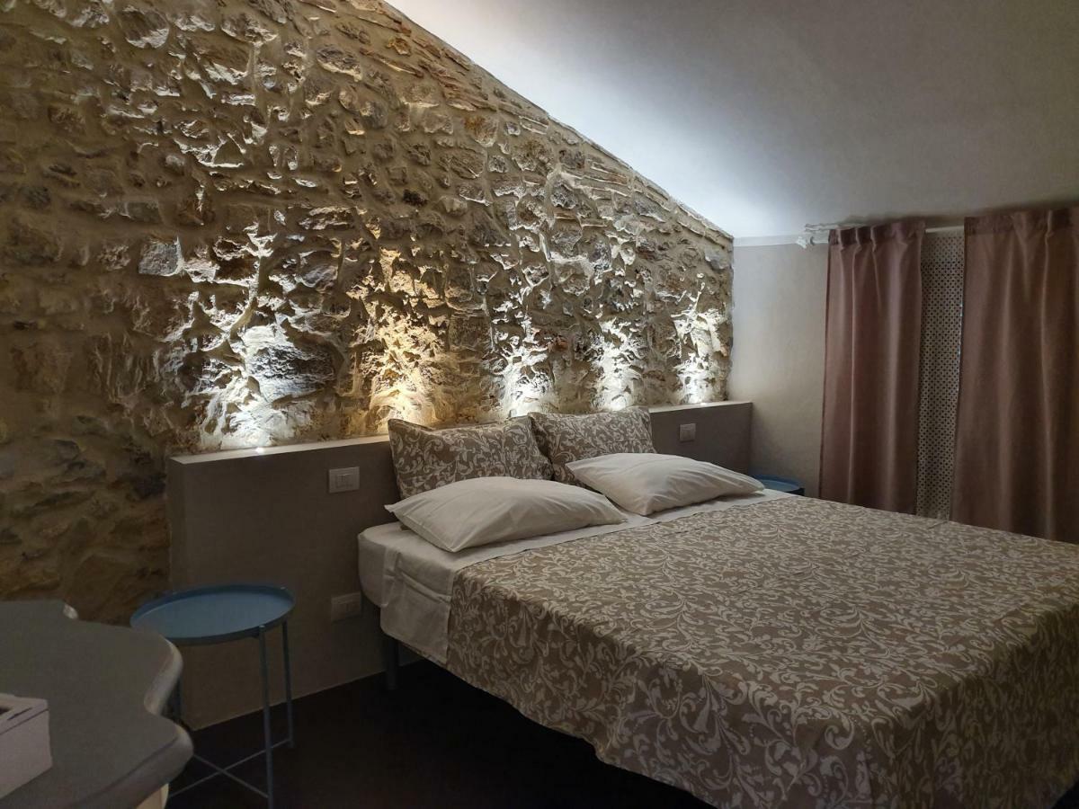 Bed and Breakfast Lo Scarabeo Casale di Pari Zewnętrze zdjęcie